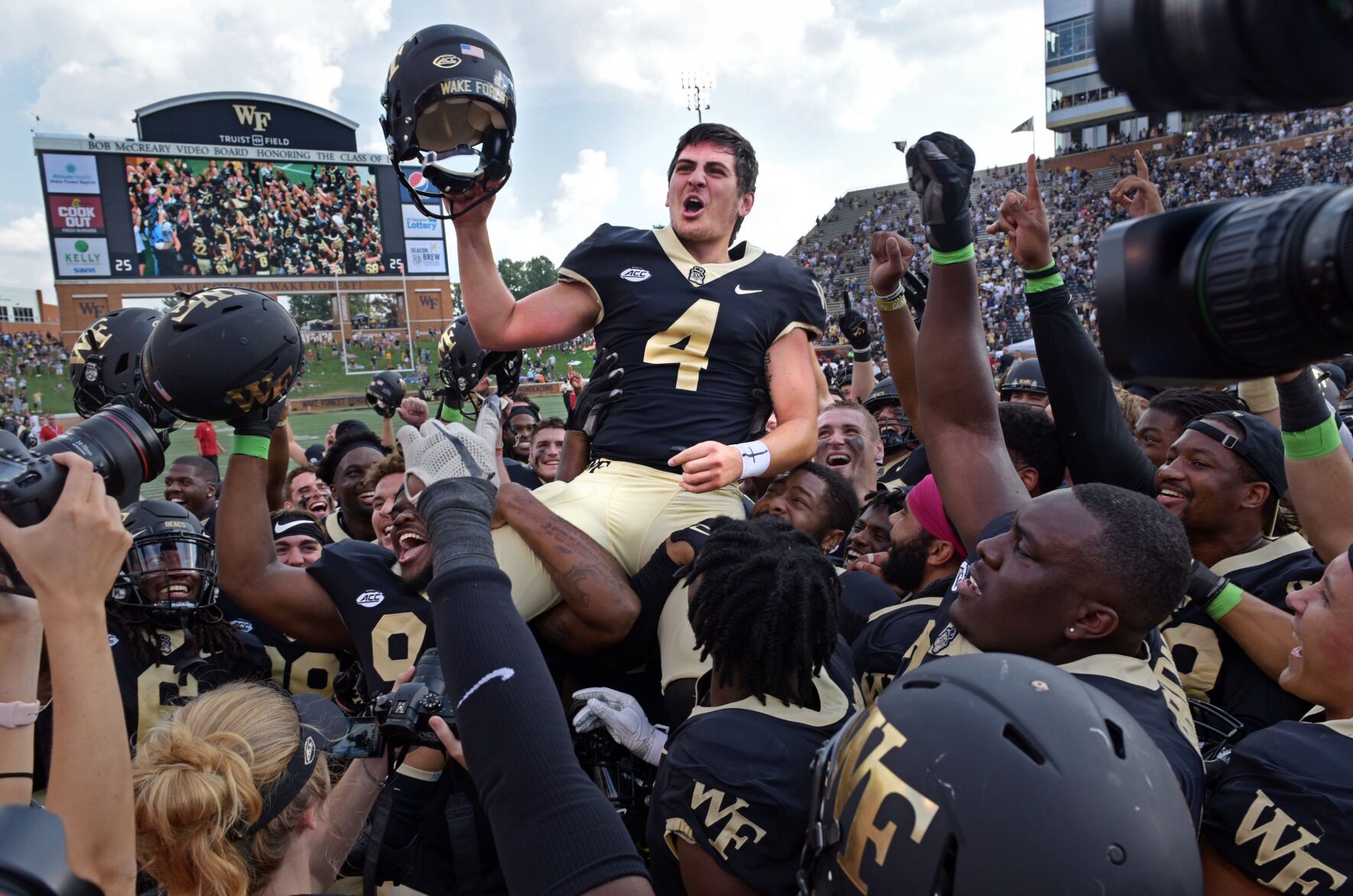 Wake Forest Louisville football